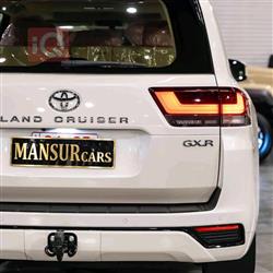 تۆیۆتا لاند کروزەر